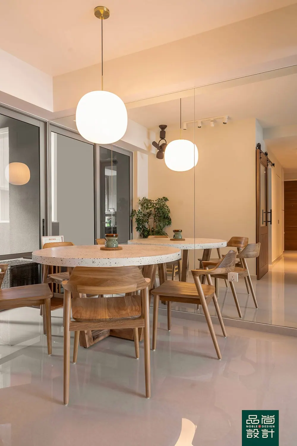 Arc @ Tampines 3 Bedroom — interior by Noble Interior Design