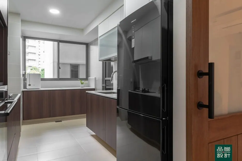 Arc @ Tampines 3 Bedroom — interior by Noble Interior Design