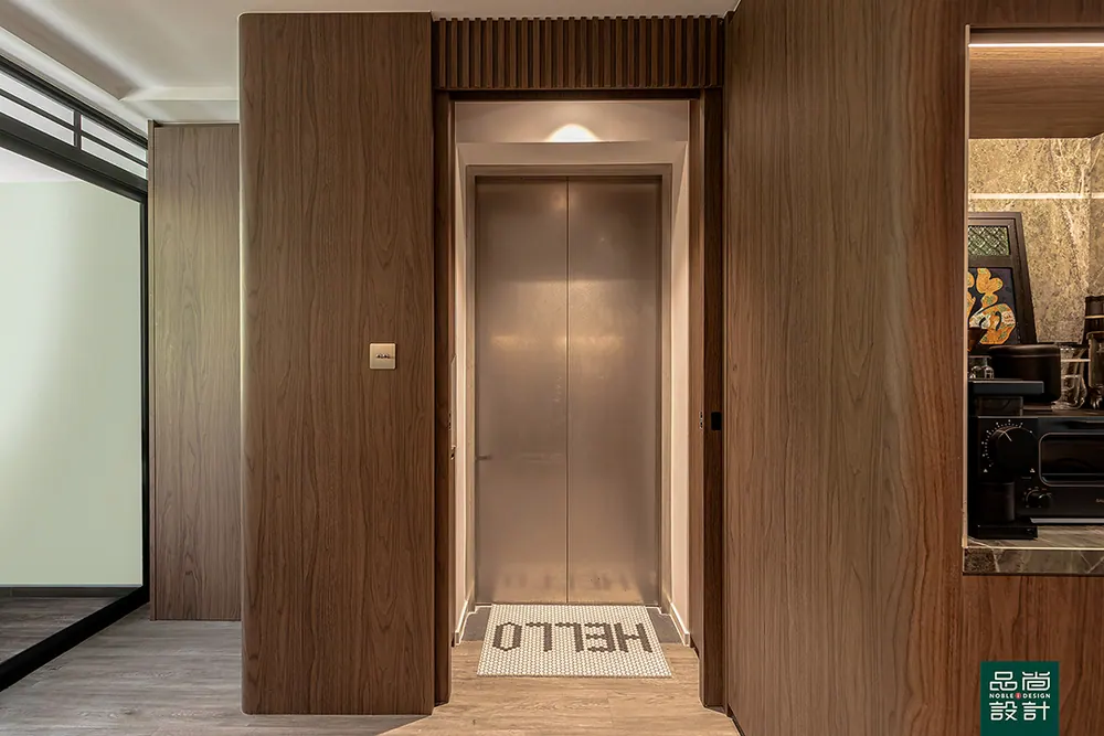 Avenue South Residence 3 Bedroom — interior by Noble Interior Design