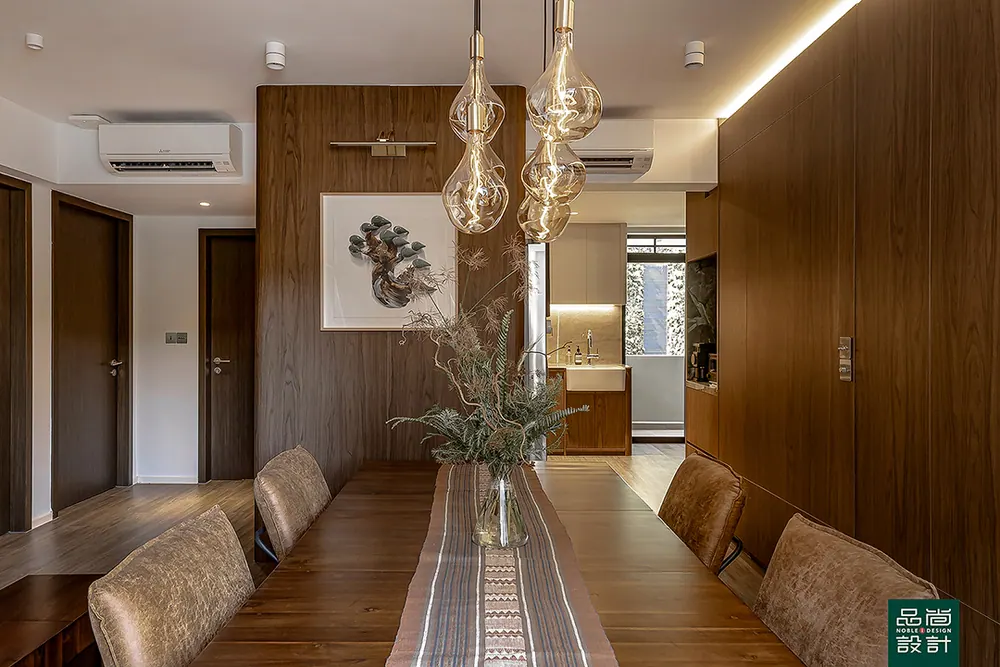 Avenue South Residence 3 Bedroom — interior by Noble Interior Design