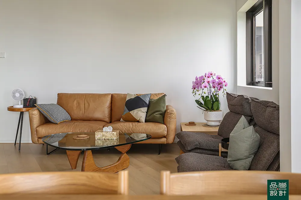Bayshore Park 3 Bedroom — interior by Noble Interior Design