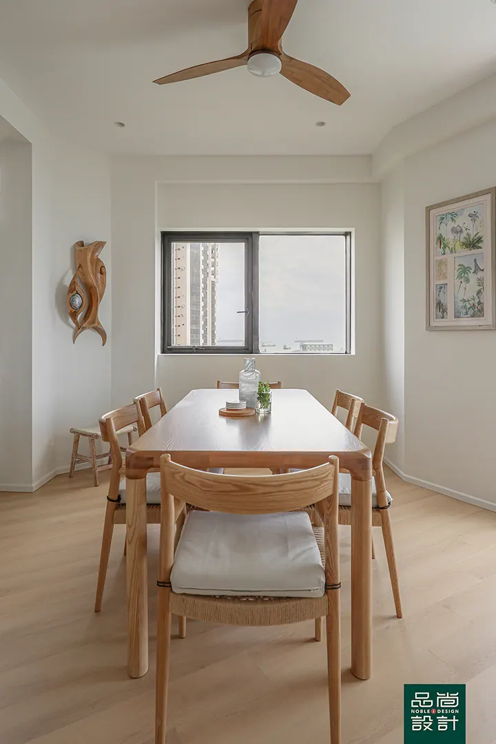 Bayshore Park 3 Bedroom — interior by Noble Interior Design