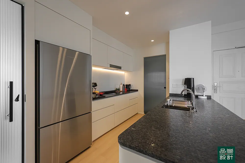 Bayshore Park 3 Bedroom — interior by Noble Interior Design