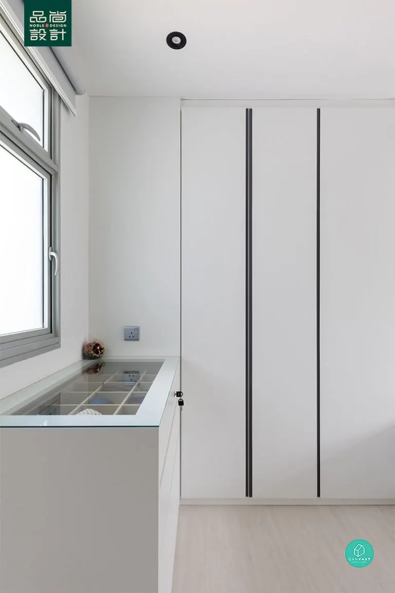 City Vue @ Henderson 5-room — interior by Noble Interior Design