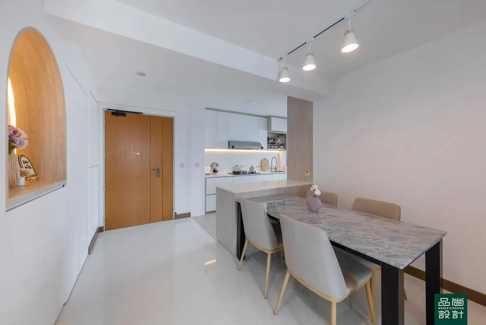 Compassvale Helm @ Sengkang 4-room — interior by Noble Interior Design