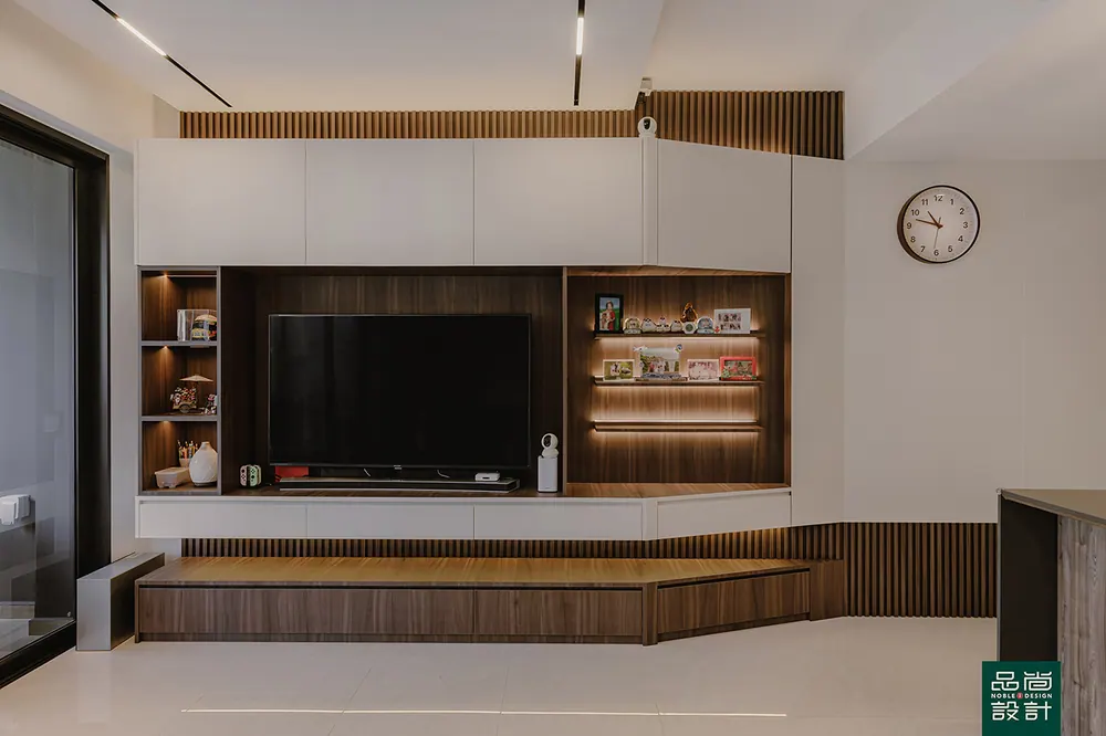 Copen Grand 5 Bedroom Premium — interior by Noble Interior Design (5 of 21)