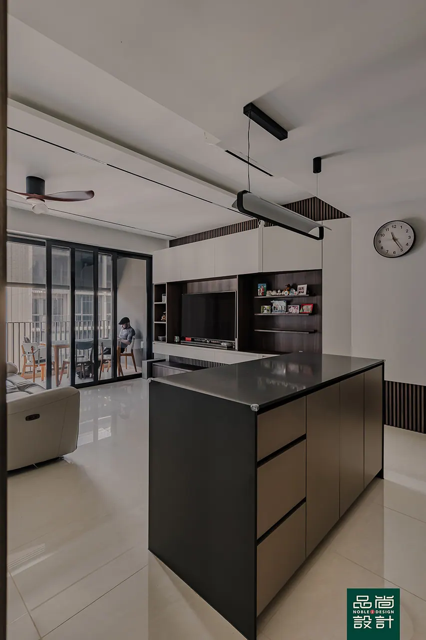 Copen Grand 5 Bedroom Premium — interior by Noble Interior Design (4 of 21)