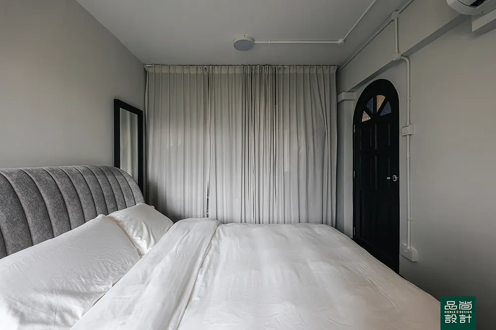 Crawford Court 3-room — interior by Noble Interior Design
