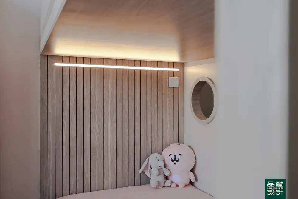 Daintree Residence 2 Bedroom — interior by Noble Interior Design (18 of 25)