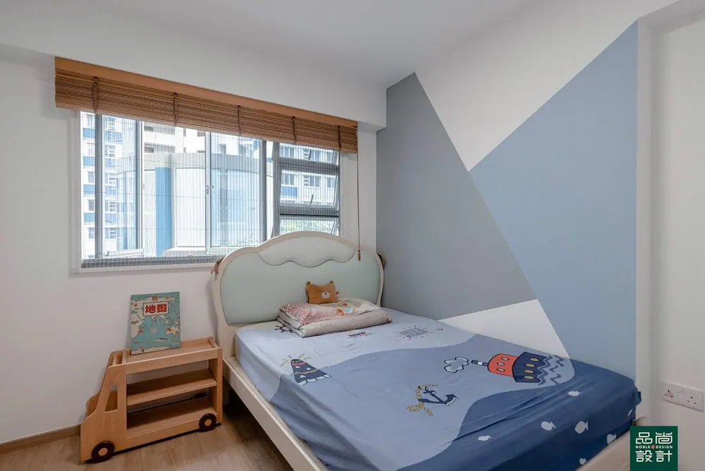 Dakota Breeze 4-room — interior by Noble Interior Design