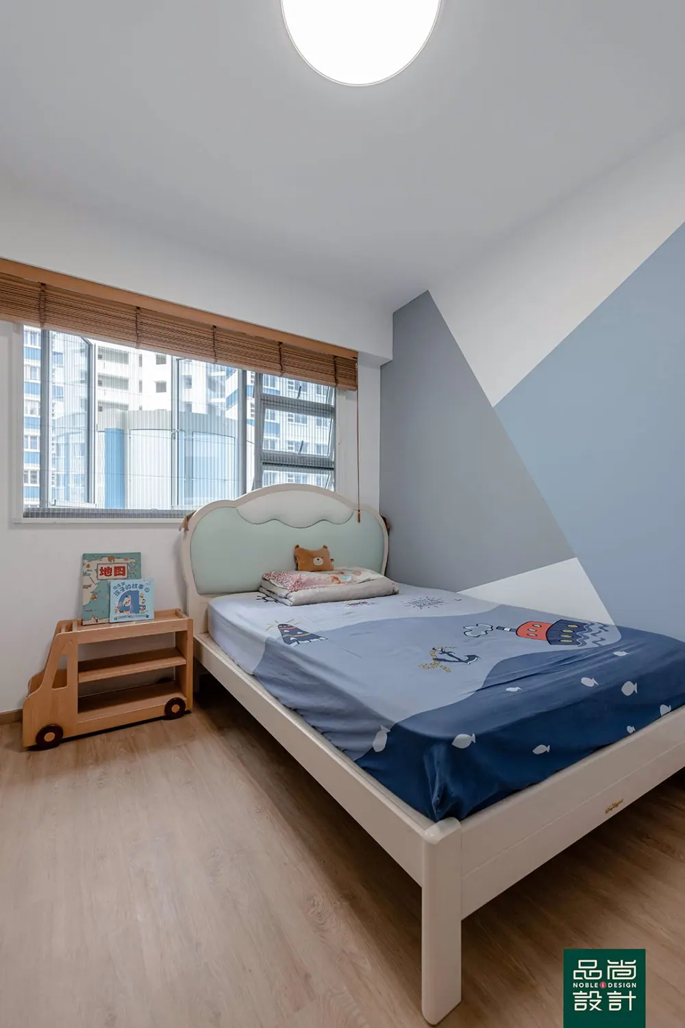 Dakota Breeze 4-room — interior by Noble Interior Design