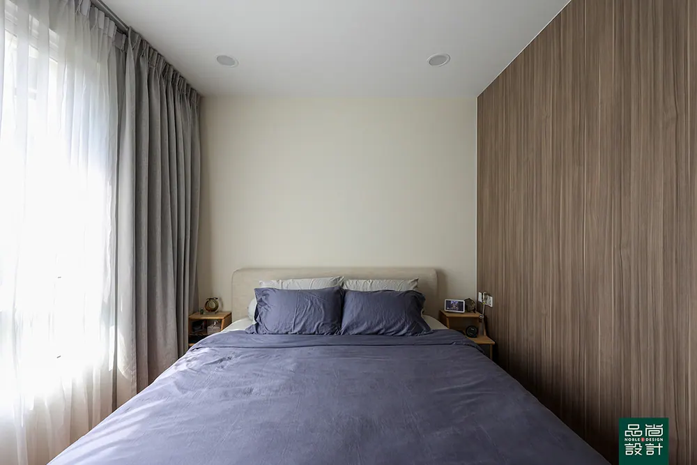 Edelweiss Park 3 Bedroom — interior by Noble Interior Design