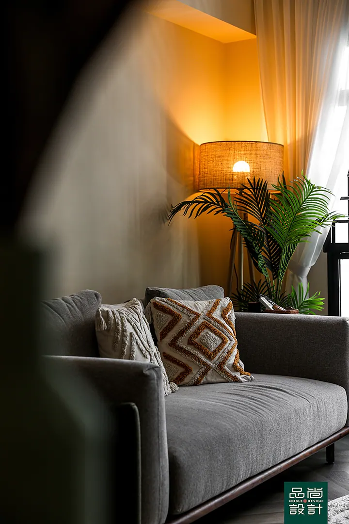 Fernvale Vines 3-Gen — interior by Noble Interior Design (7 of 46)
