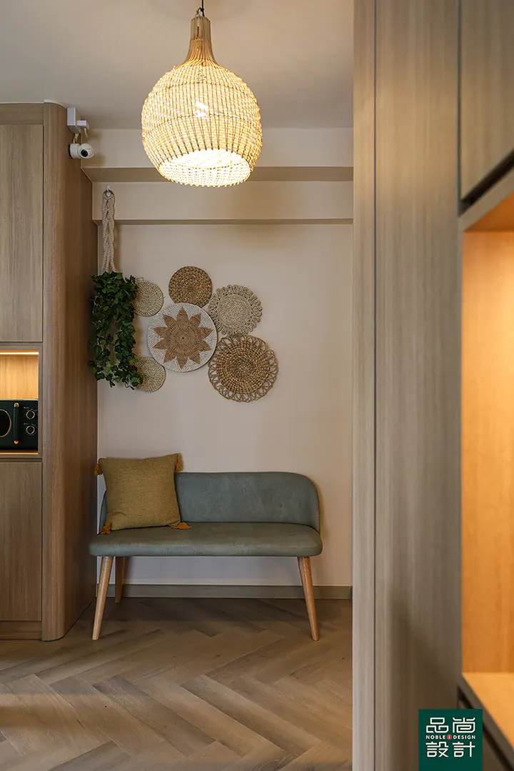 Fernvale Vines 3-Gen — interior by Noble Interior Design (10 of 46)
