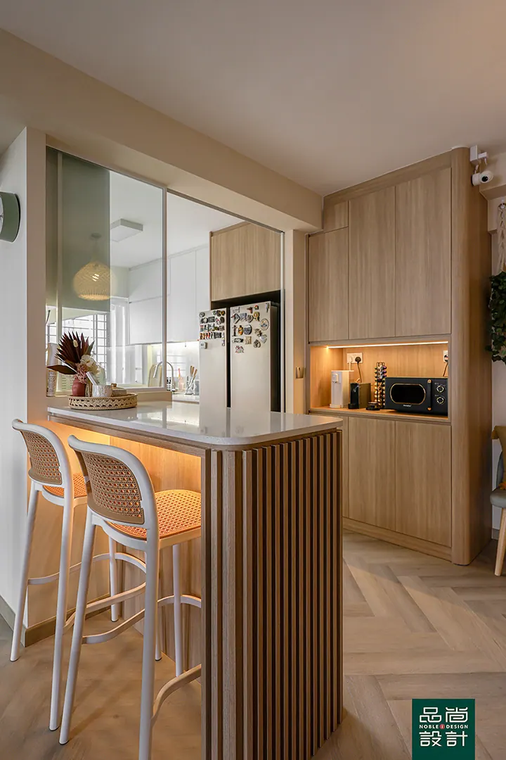 Fernvale Vines 3-Gen — interior by Noble Interior Design (21 of 46)