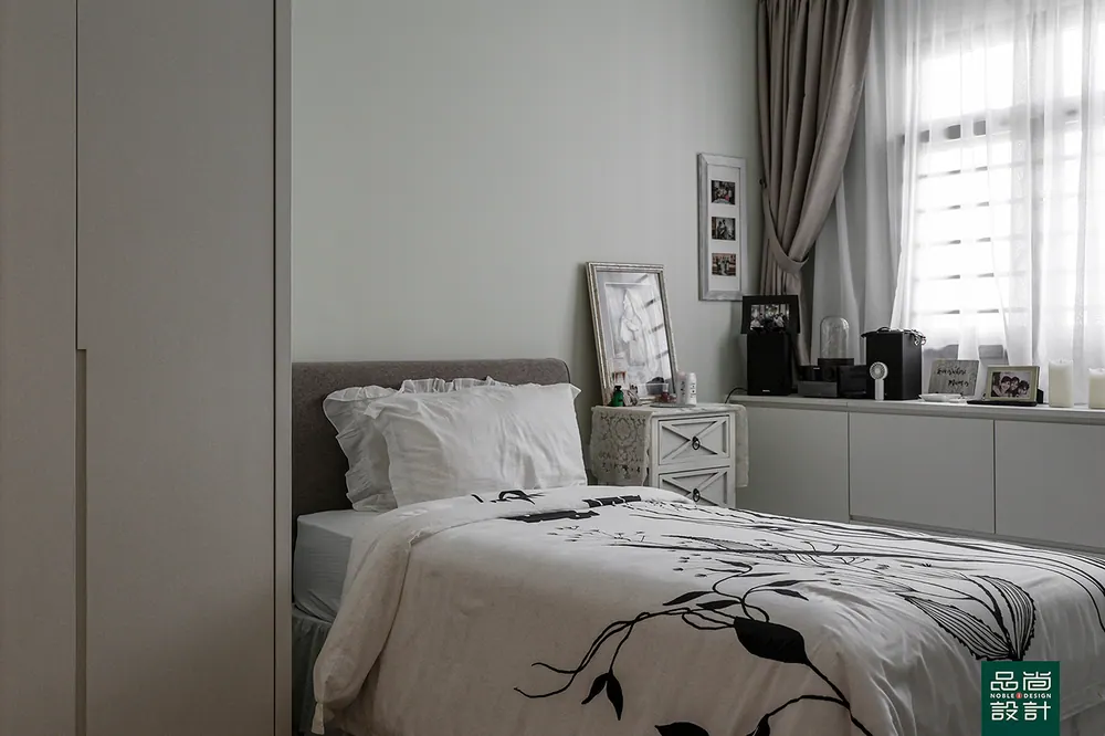 Fernvale Vines 3-Gen — interior by Noble Interior Design (31 of 46)