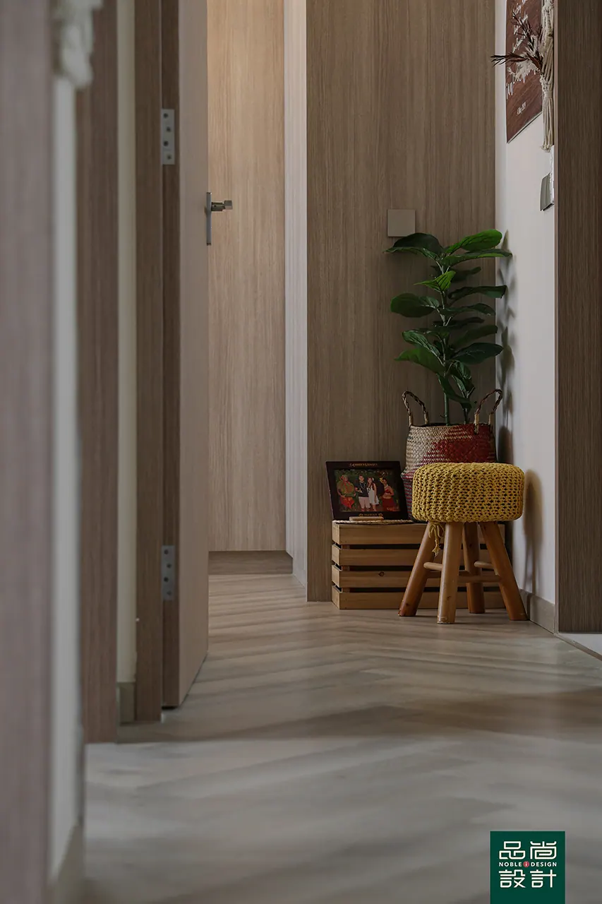 Fernvale Vines 3-Gen — interior by Noble Interior Design (35 of 46)
