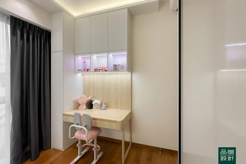 Fourth Avenue Residences 3 Bedroom — interior by Noble Interior Design