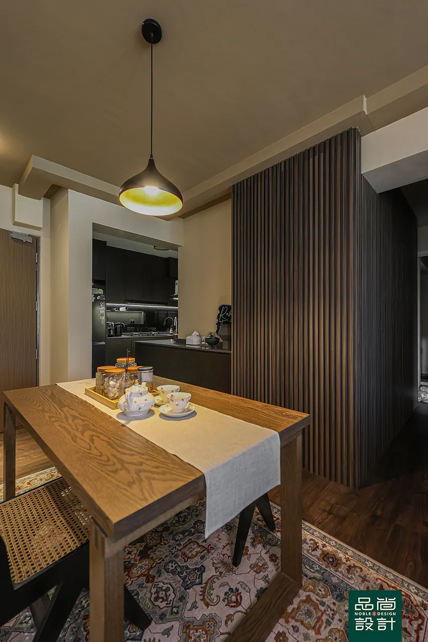 Tengah Garden Vines 4-room — interior by Noble Interior Design