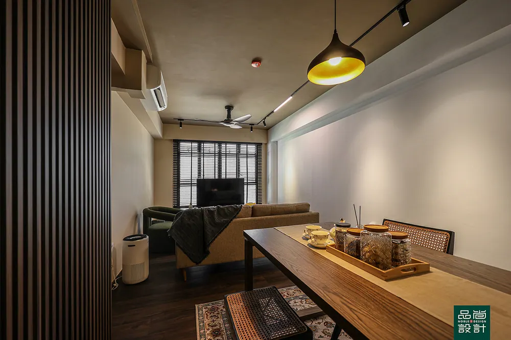 Tengah Garden Vines 4-room — interior by Noble Interior Design
