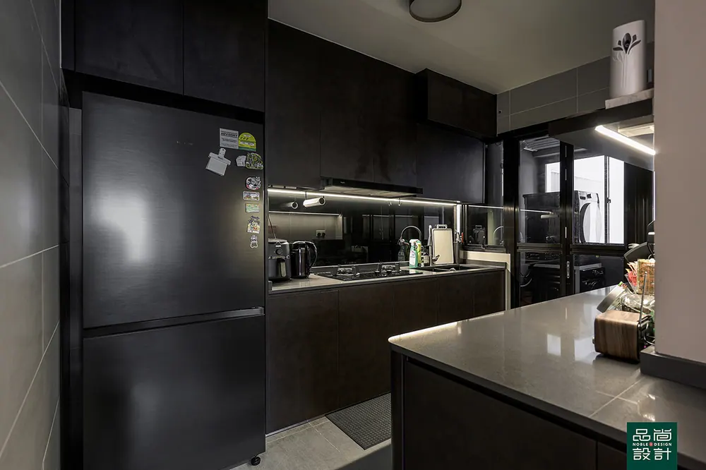 Tengah Garden Vines 4-room — interior by Noble Interior Design