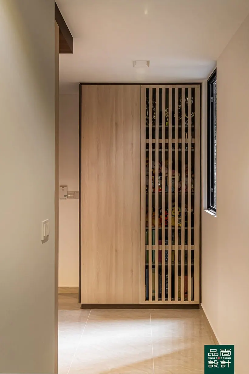 Grandeur Park Residences 3 Bedroom — interior by Noble Interior Design