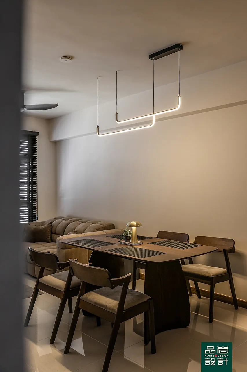 Tampines GreenEmerald 4-room — interior by Noble Interior Design