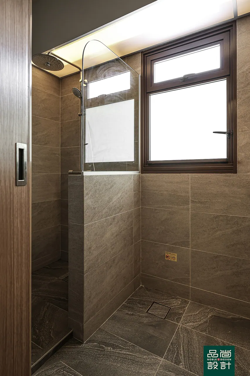 Tampines GreenEmerald 4-room — interior by Noble Interior Design