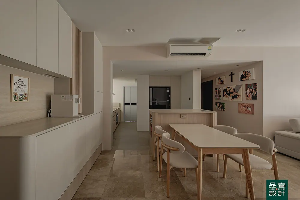 Heritage View 3 Bedroom — interior by Noble Interior Design