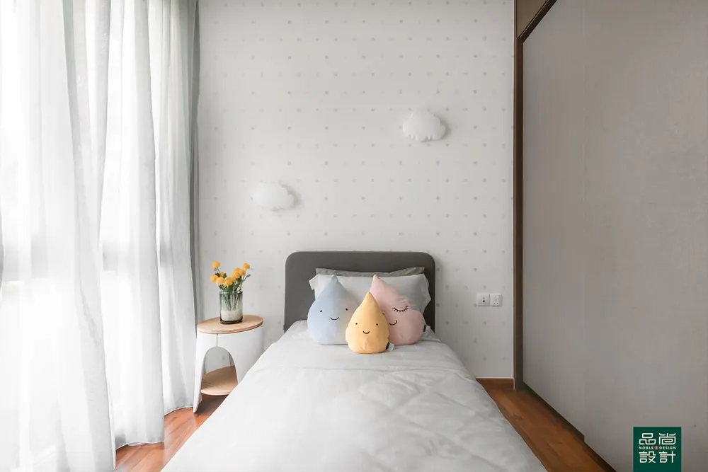 Infini @ East Coast 4 Bedroom — interior by Noble Interior Design
