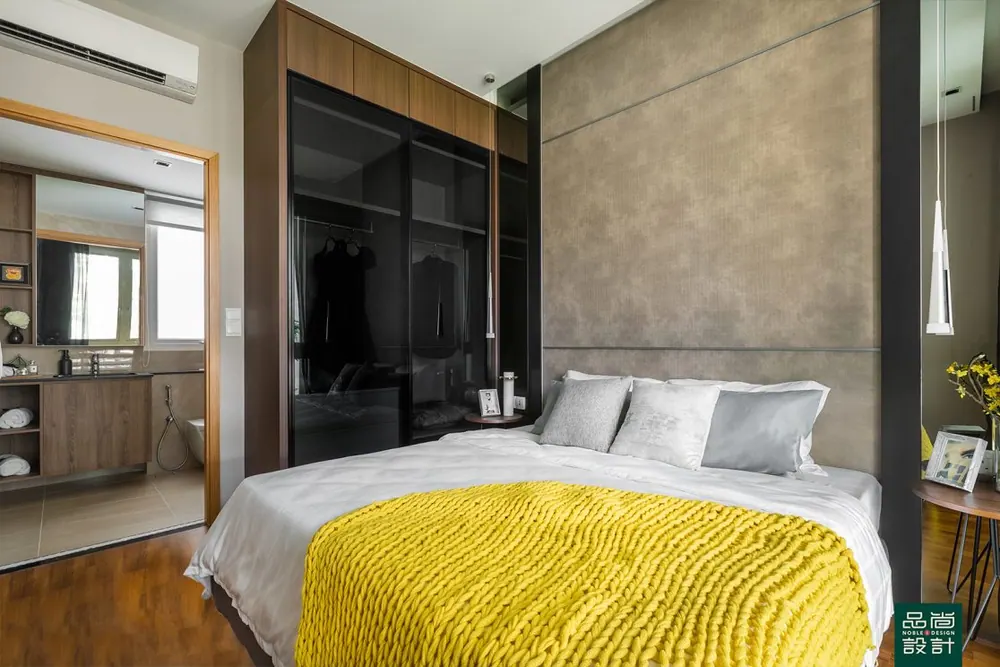 Infini @ East Coast 4 Bedroom — interior by Noble Interior Design