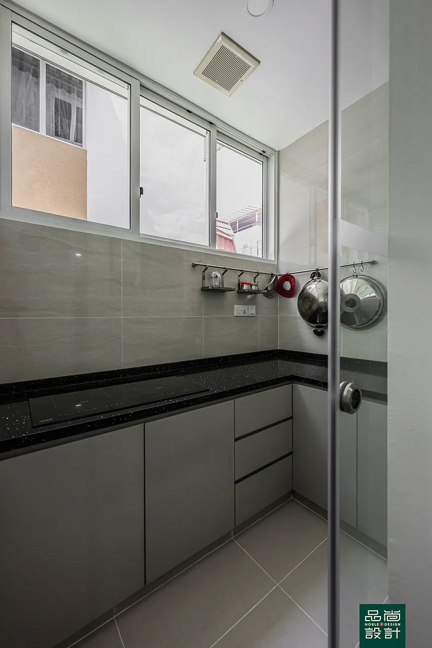 3-Storey Semi-Detached — interior by Noble Interior Design (23 of 36)