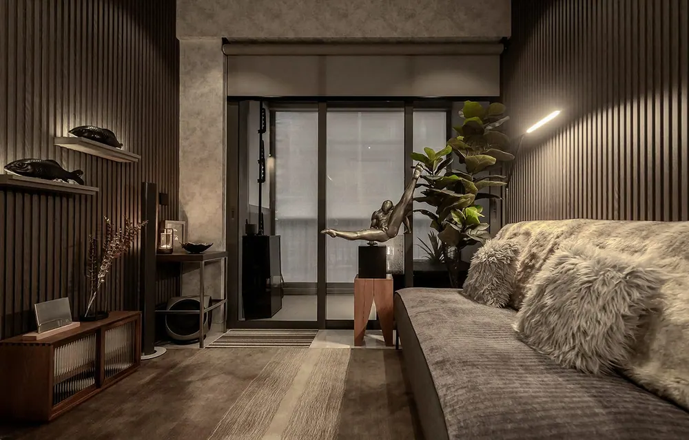 The Gentlemen’s Haven: A Stylish Escape — interior by Noble Interior Design (15 of 50)