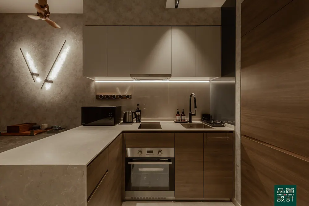 The Gentlemen’s Haven: A Stylish Escape — interior by Noble Interior Design (22 of 50)