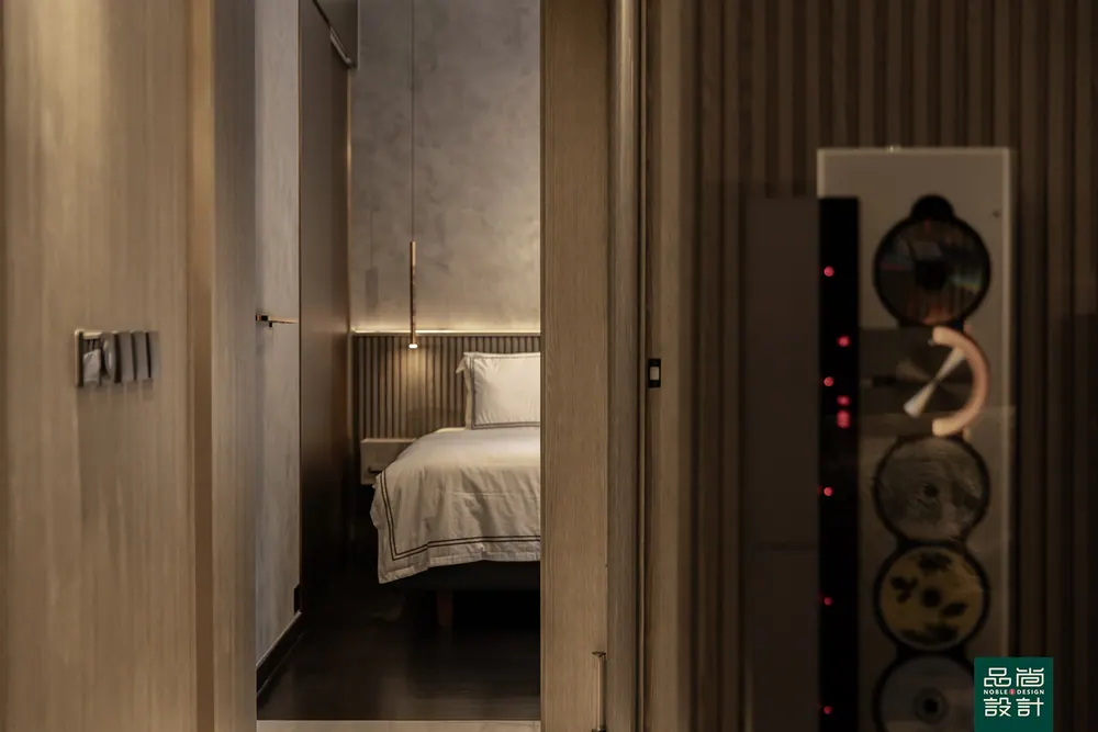 The Gentlemen’s Haven: A Stylish Escape — interior by Noble Interior Design (25 of 50)