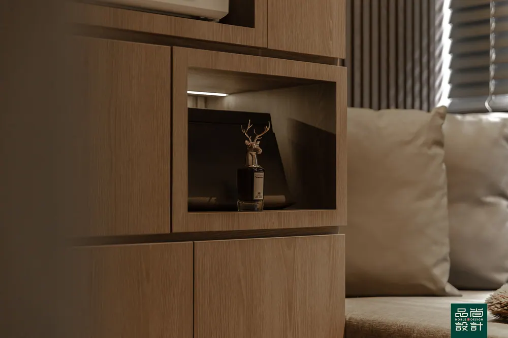 The Gentlemen’s Haven: A Stylish Escape — interior by Noble Interior Design (45 of 50)