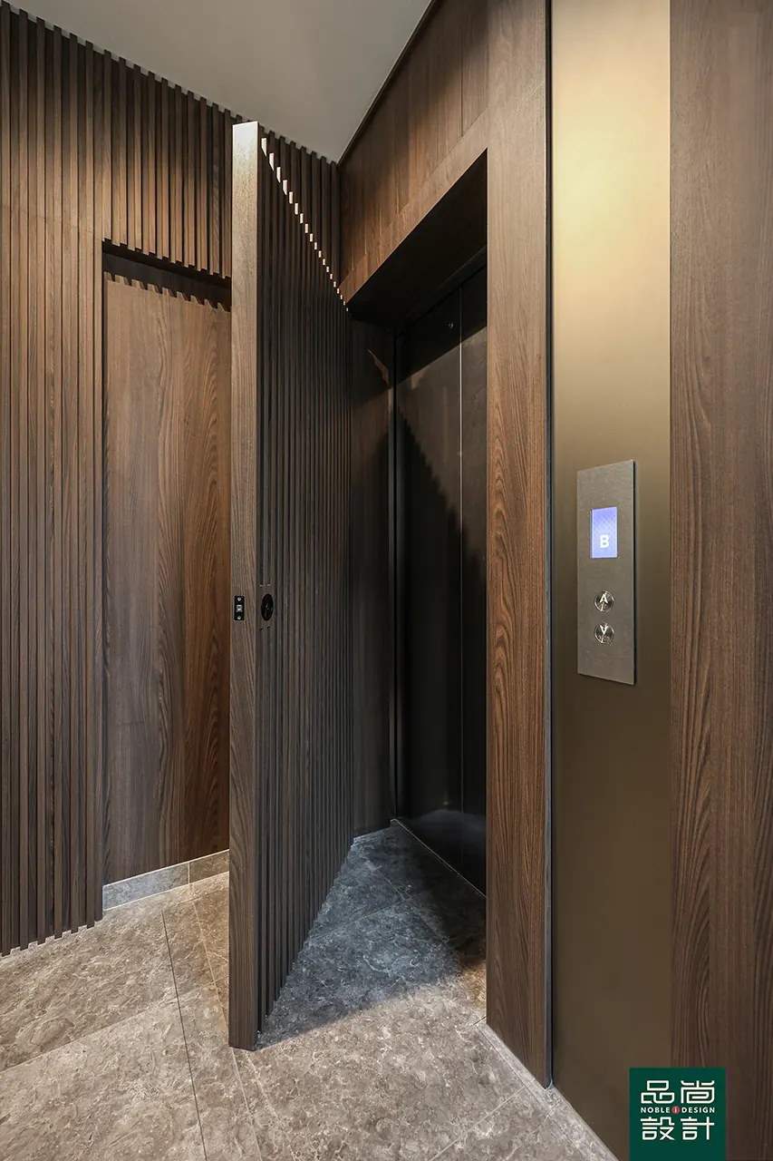 Mooi Residences 3 Bedroom — interior by Noble Interior Design