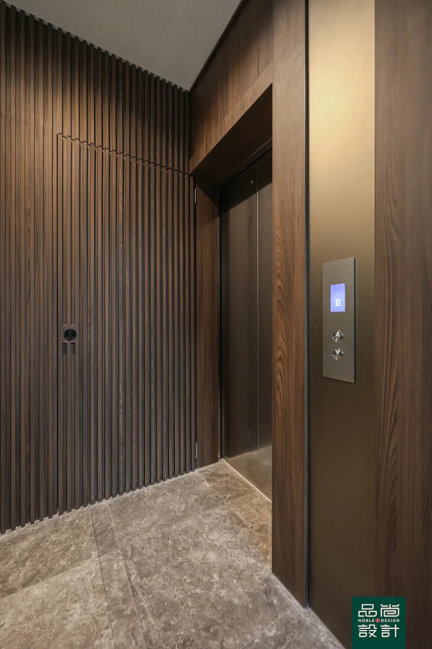 Mooi Residences 3 Bedroom — interior by Noble Interior Design