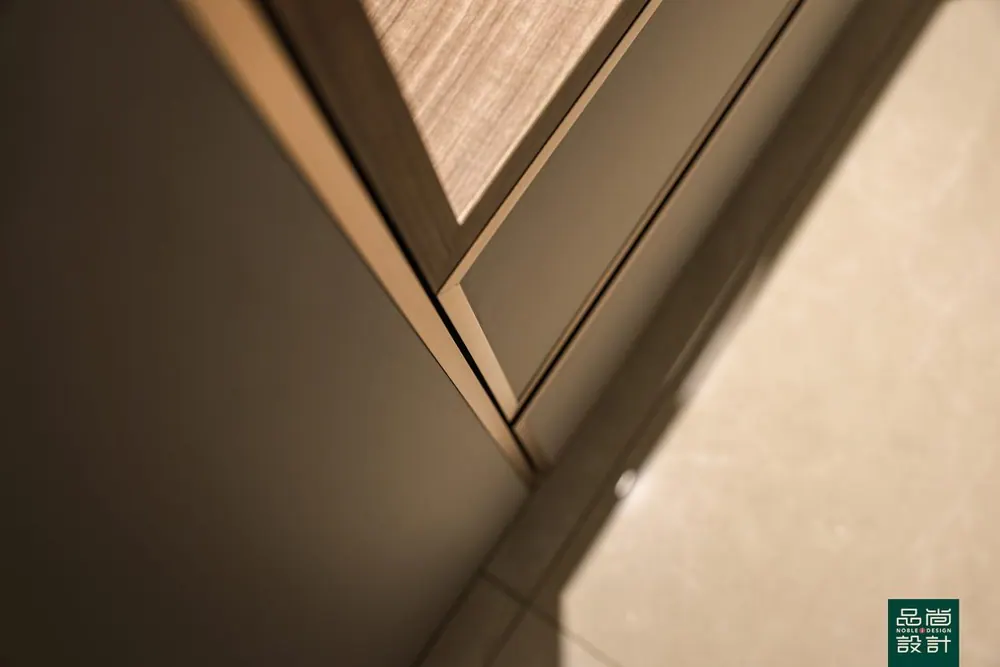 Normanton Park 2 Bedroom — interior by Noble Interior Design (2 of 25)