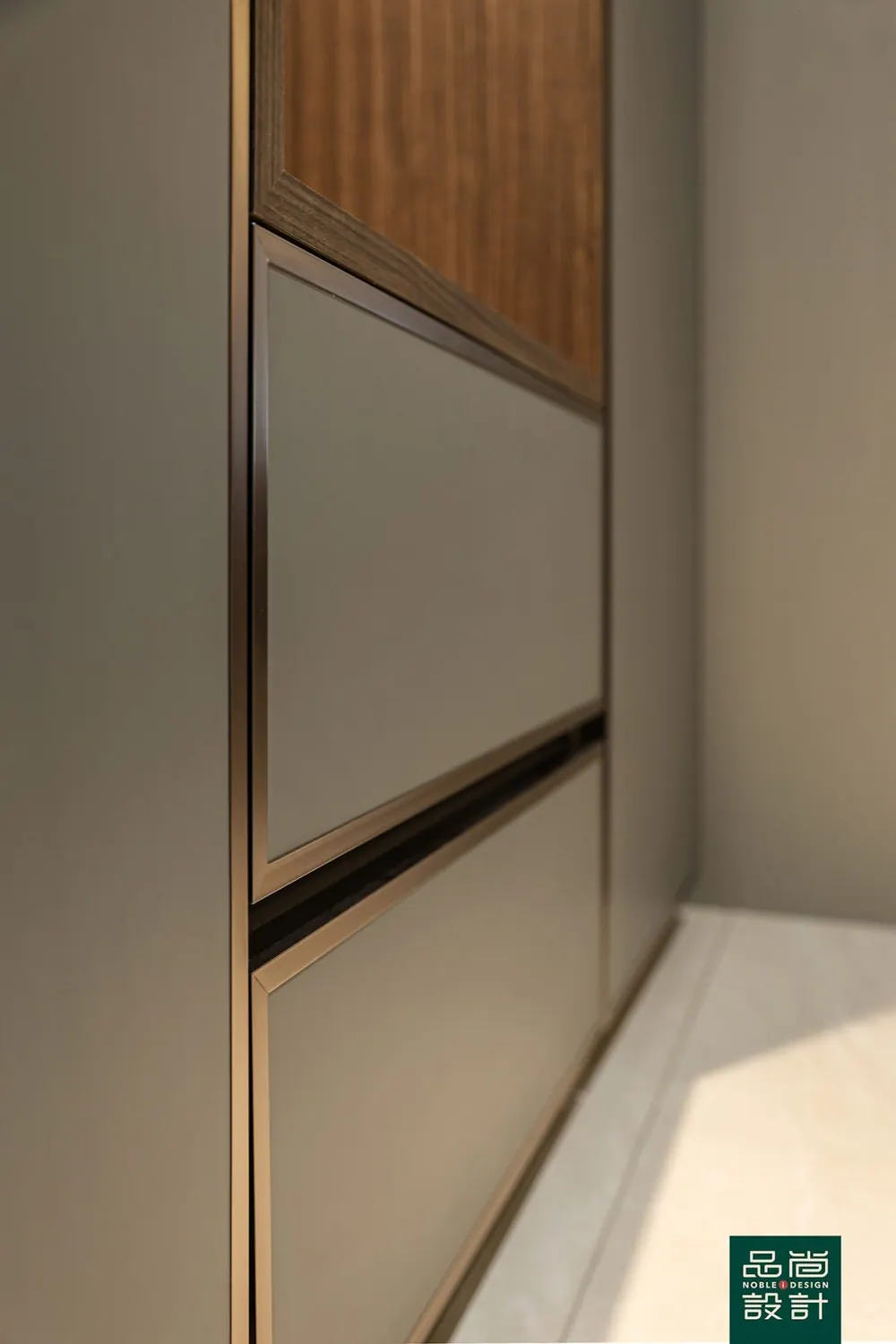 Normanton Park 2 Bedroom — interior by Noble Interior Design (4 of 25)