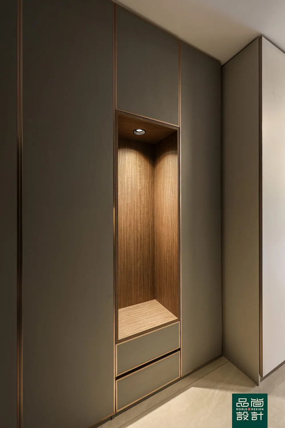 Normanton Park 2 Bedroom — interior by Noble Interior Design (6 of 25)