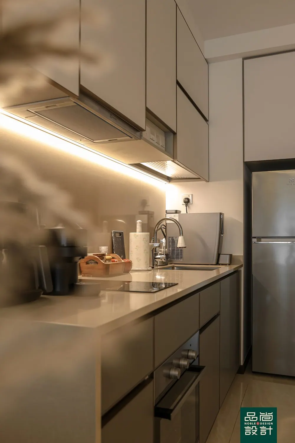 Normanton Park 2 Bedroom — interior by Noble Interior Design (22 of 25)