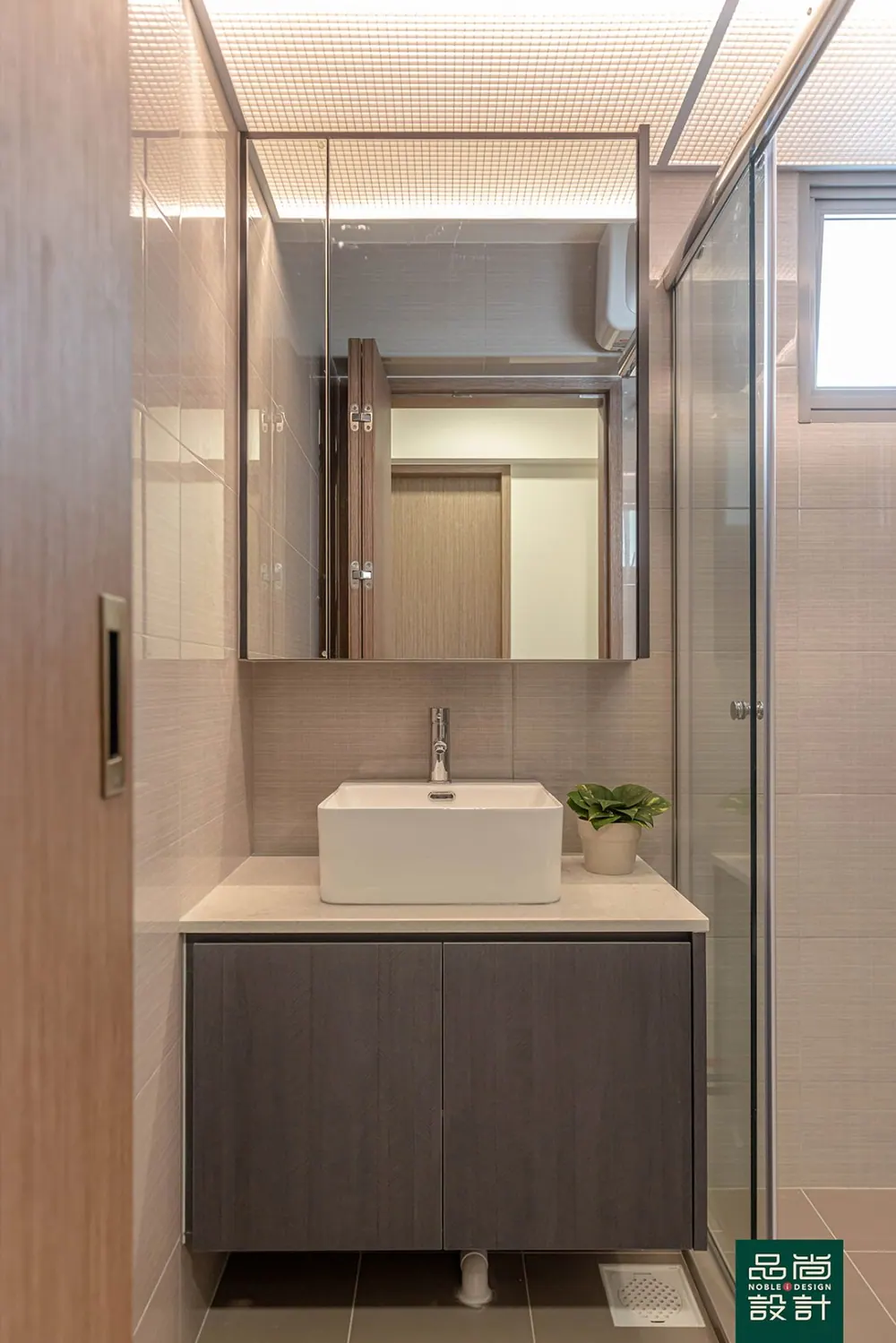 Northshore Cove 4-room — interior by Noble Interior Design (27 of 31)