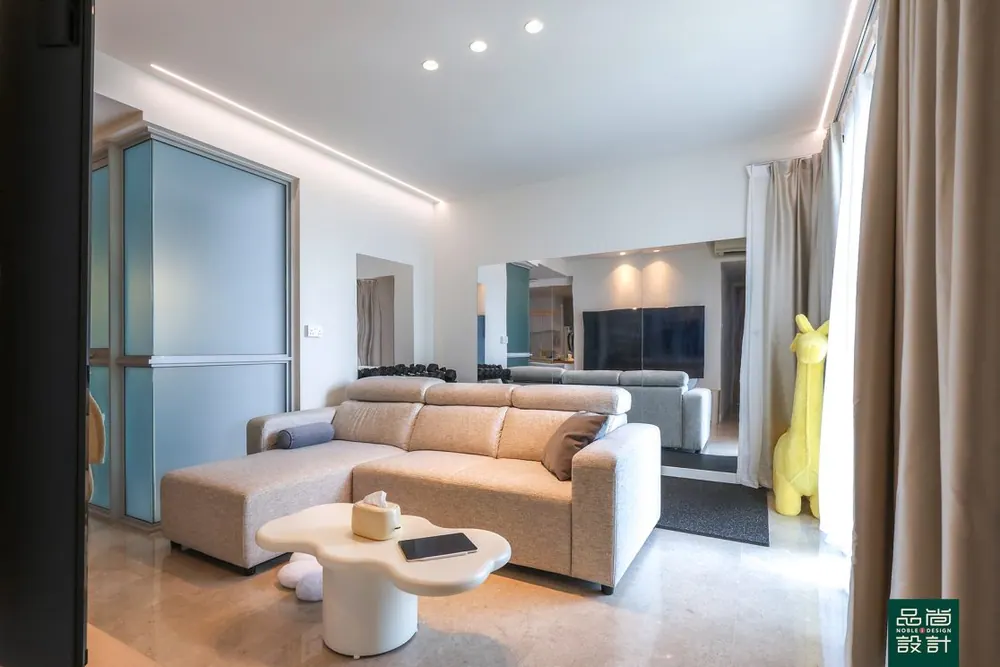 One Amber 3 Bedroom — interior by Noble Interior Design