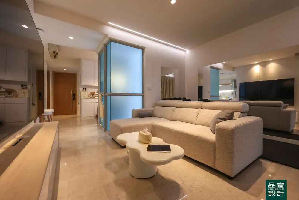 One Amber 3 Bedroom — interior by Noble Interior Design