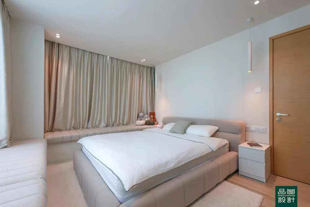 One Amber 3 Bedroom — interior by Noble Interior Design