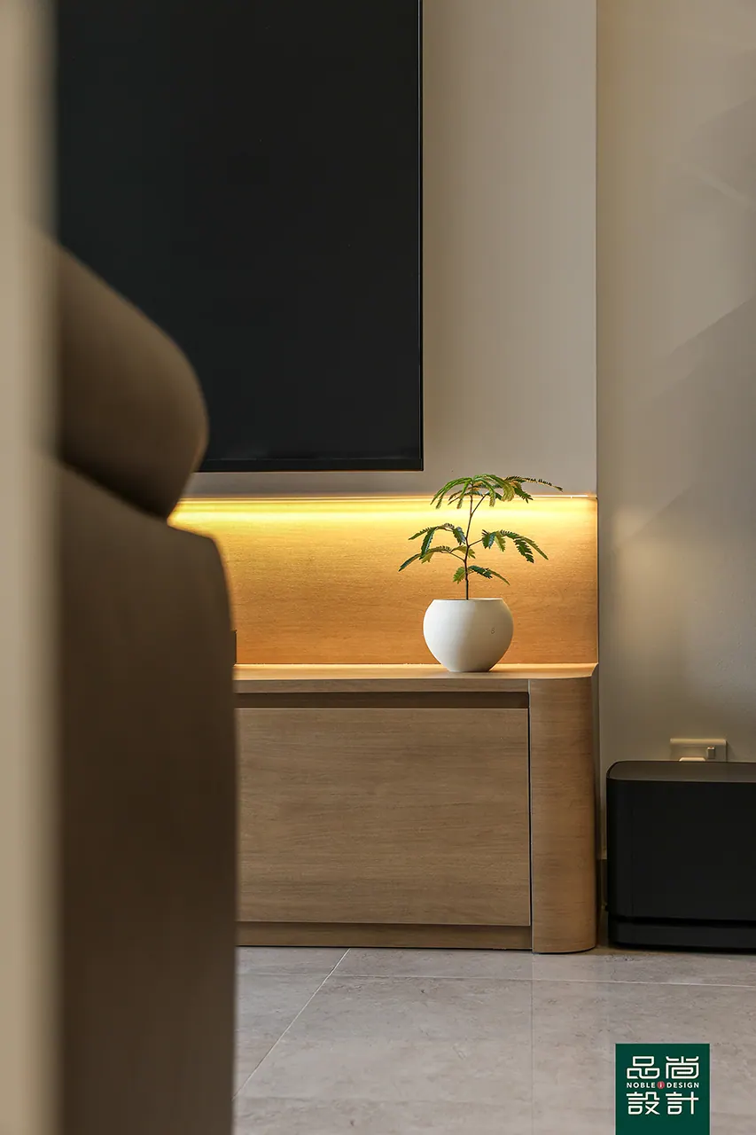 Parc Central Residences 3 Bedroom — interior by Noble Interior Design