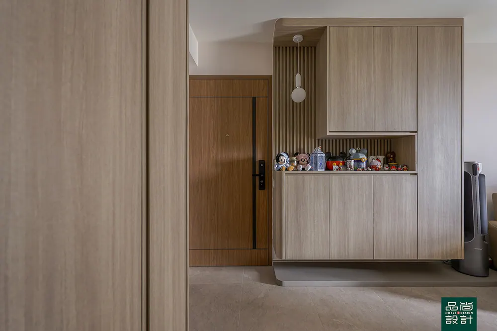 Parc Central Residences 3 Bedroom — interior by Noble Interior Design