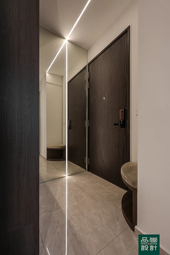 Parc Clematis 3 Bedroom — interior by Noble Interior Design