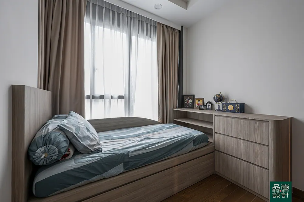 Parc Clematis 3 Bedroom — interior by Noble Interior Design